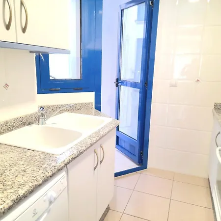 Luxury D15-21 With Terrace And Sea Views With Two *