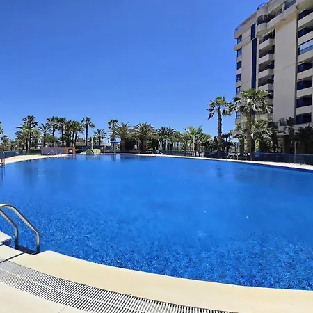 شقة Luxury D15-21 With Terrace And Sea Views With Two *